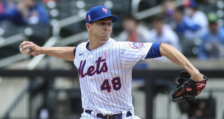 New York Mets’ Ace Pitcher Jacob deGrom Leaves Game with Side Tightness